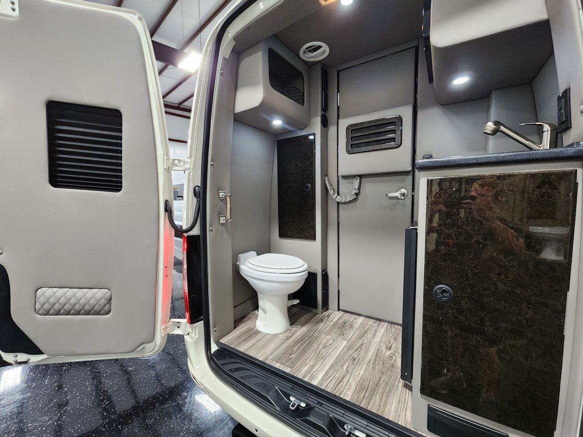Sprinter for Sale in Houston, TX - Photo 6