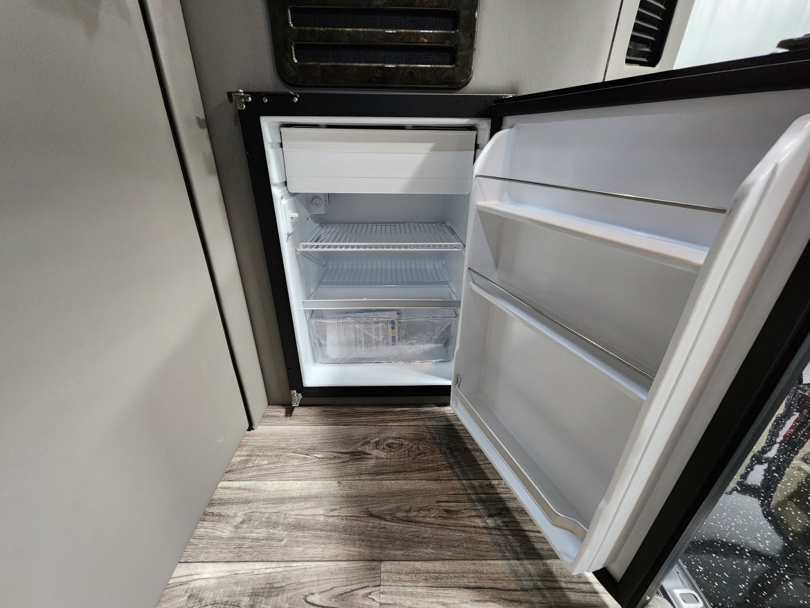 Sprinter for Sale in Houston, TX - Photo 11