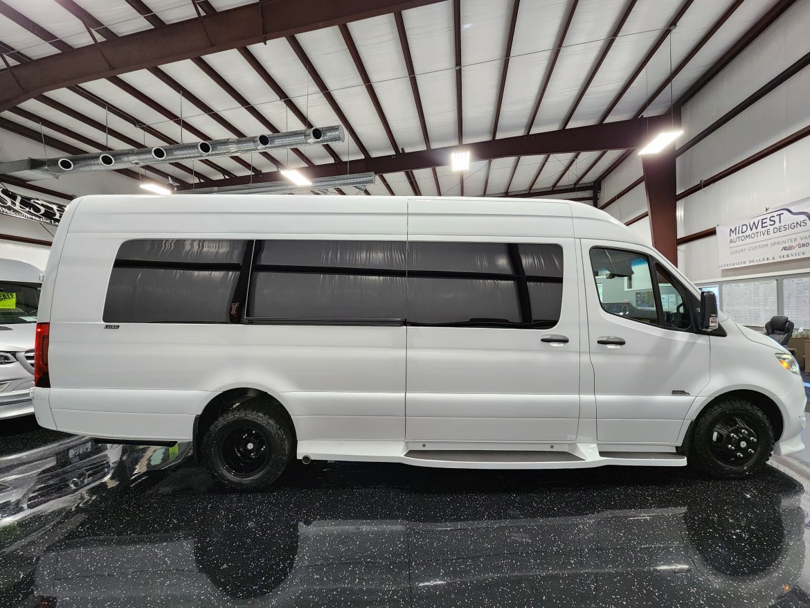 Sprinter for Sale in Houston, TX - Photo 2