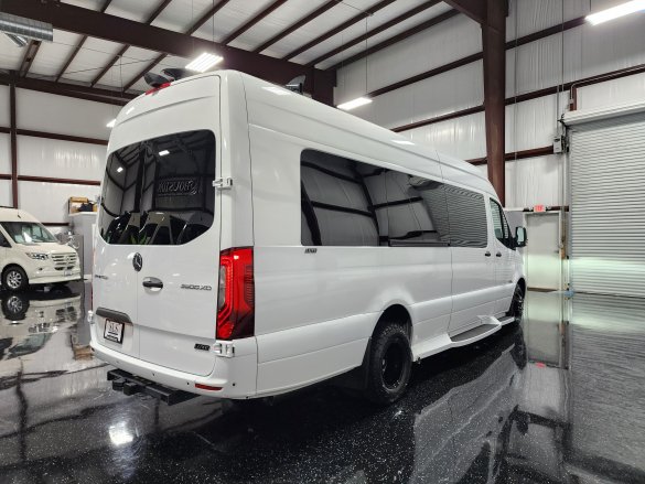 2024 Mercedes-Benz Daycruiser S5 Sprinter for Sale in Houston, TX - Photo 3