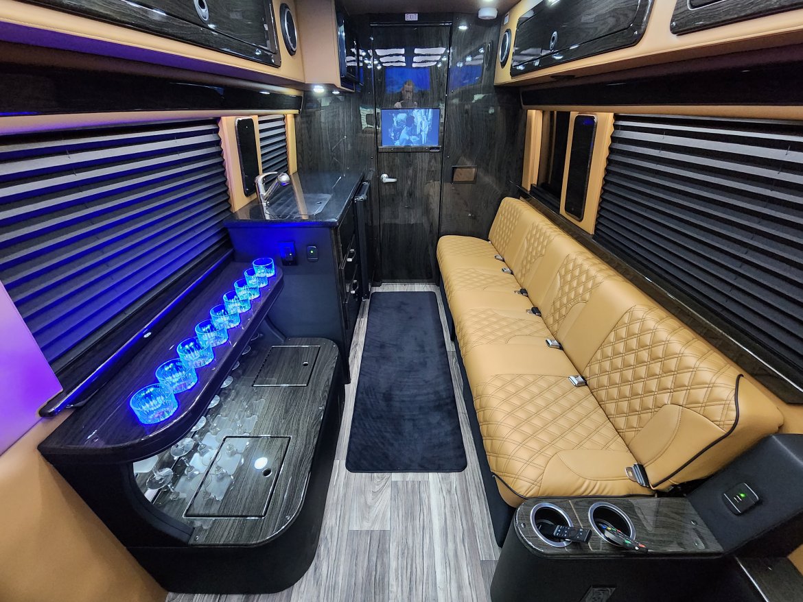 Sprinter for Sale in Houston, TX - Photo 40