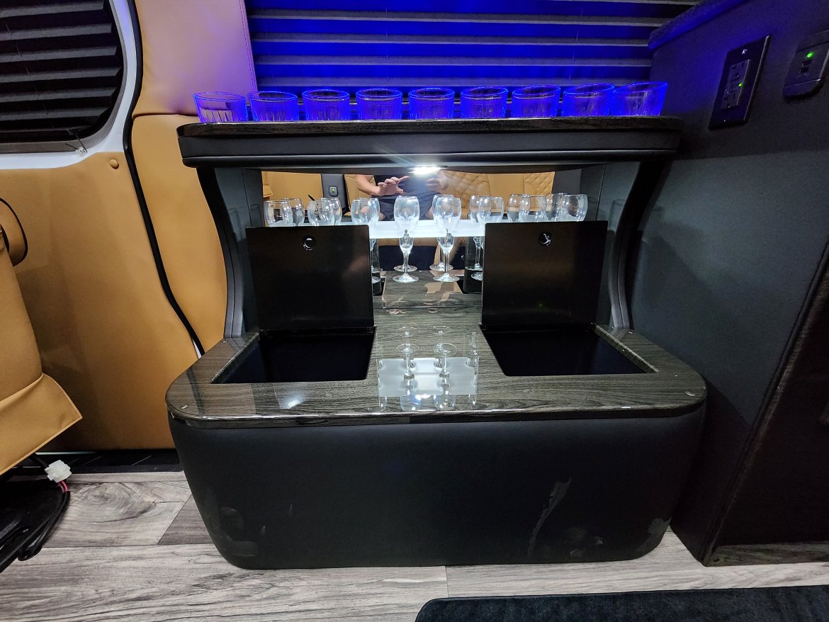 Sprinter for Sale in Houston, TX - Photo 41