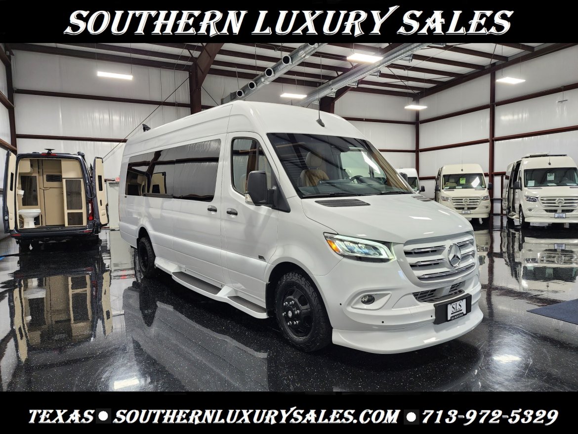 Sprinter for sale: 2024 Mercedes-Benz Daycruiser S5 290&quot; by Midwest Automotive Designs