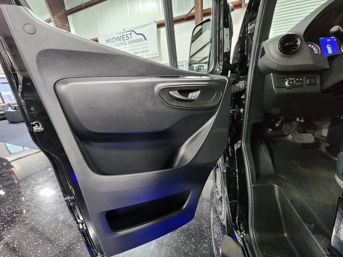 Sprinter for Sale in Houston, TX - Photo 10