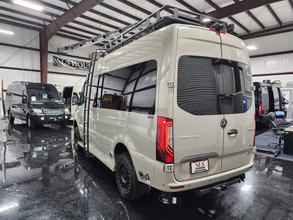 2024 Mercedes-Benz Daycruiser Luxe D4 Solar Lithium Sprinter for Sale in Houston, TX - Photo 3