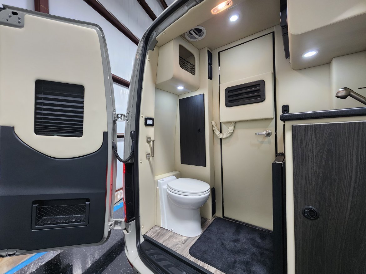 Sprinter for Sale in Houston, TX - Photo 6