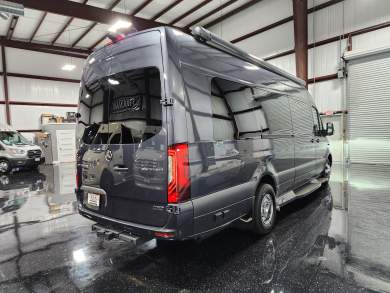 2024 Mercedes-Benz Daycruiser Luxe D6 Sprinter for Sale in Houston, Texas, US - Photo 3