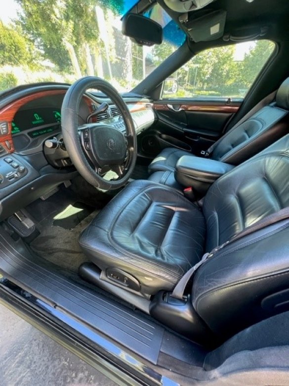 2000 Cadillac DeVille Limousine for Sale in Newport Beach, CA - Photo 3