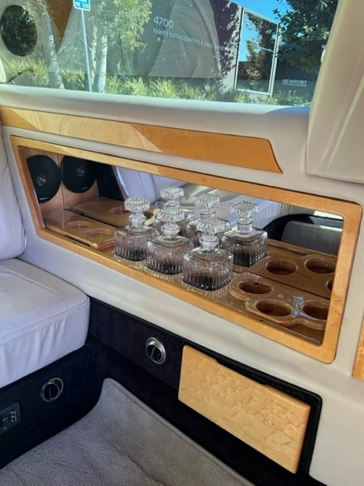 Limousine for Sale in Newport Beach, CA - Photo 11