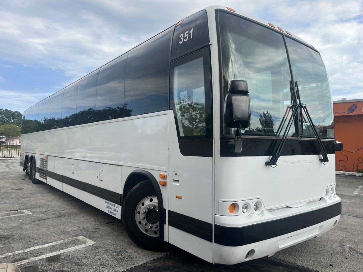 Motorcoach for sale: 2011 Prevost X345 45" by Prevost