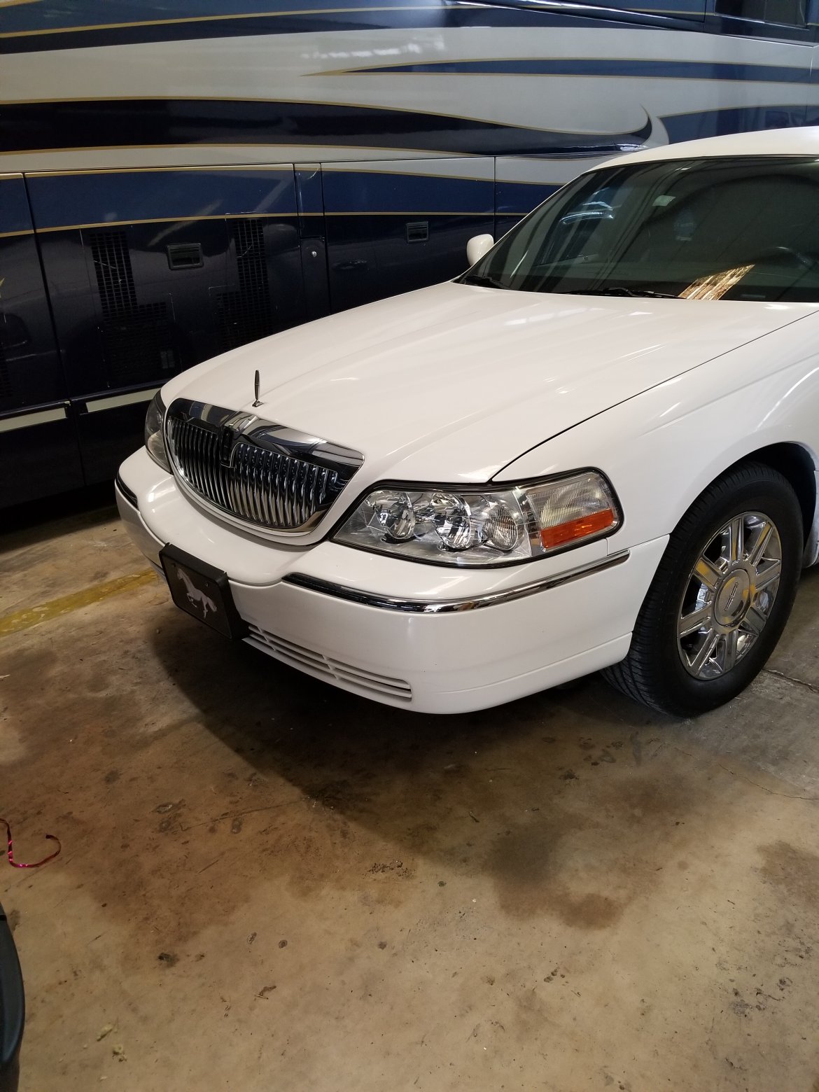 Photo of Limousine for sale: 2008 Lincoln  Towncar 120&quot; by Tiffany coachworks