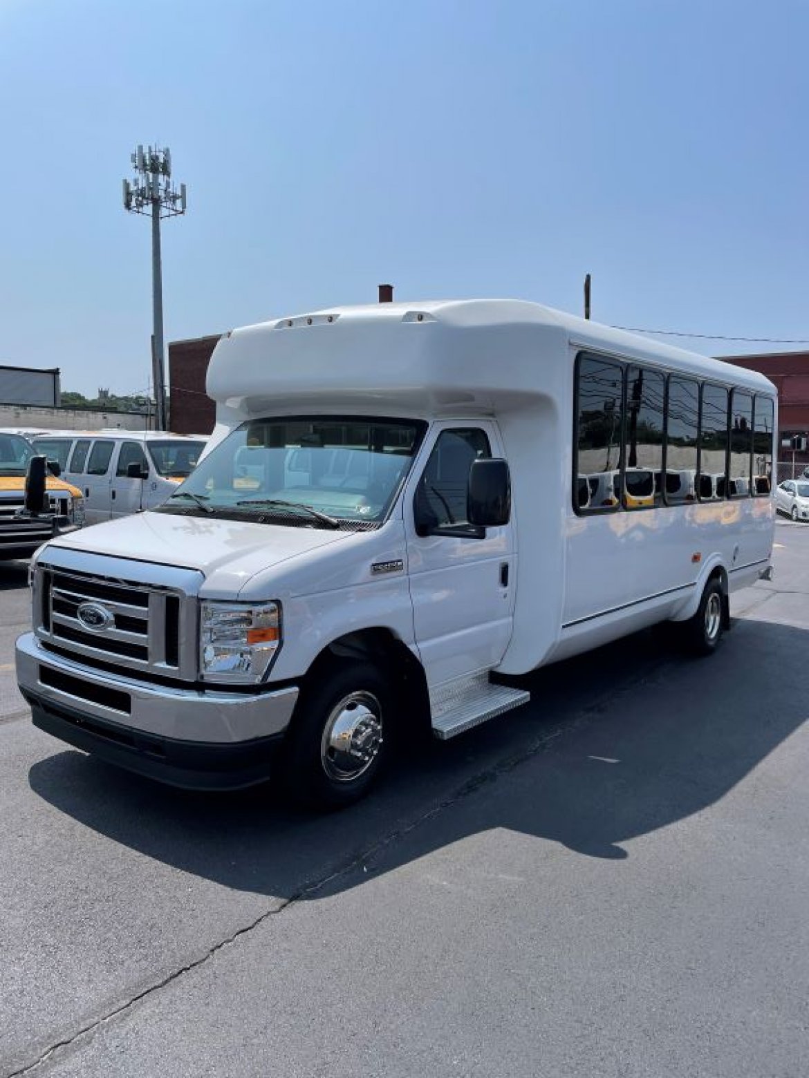 Shuttle Bus for sale: 2021 Ford ElDorado Aerotech 25&quot;