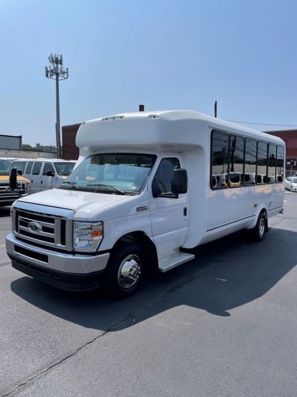 2021 Ford ElDorado Aerotech Shuttle Bus for Sale in Scranton, PA - Main Photo