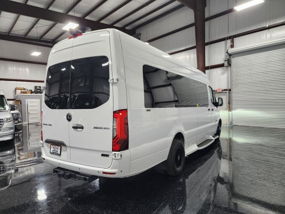 2024 Mercedes-Benz Daycruiser D6 with Partition Sprinter for Sale in Houston, TX - Photo 3
