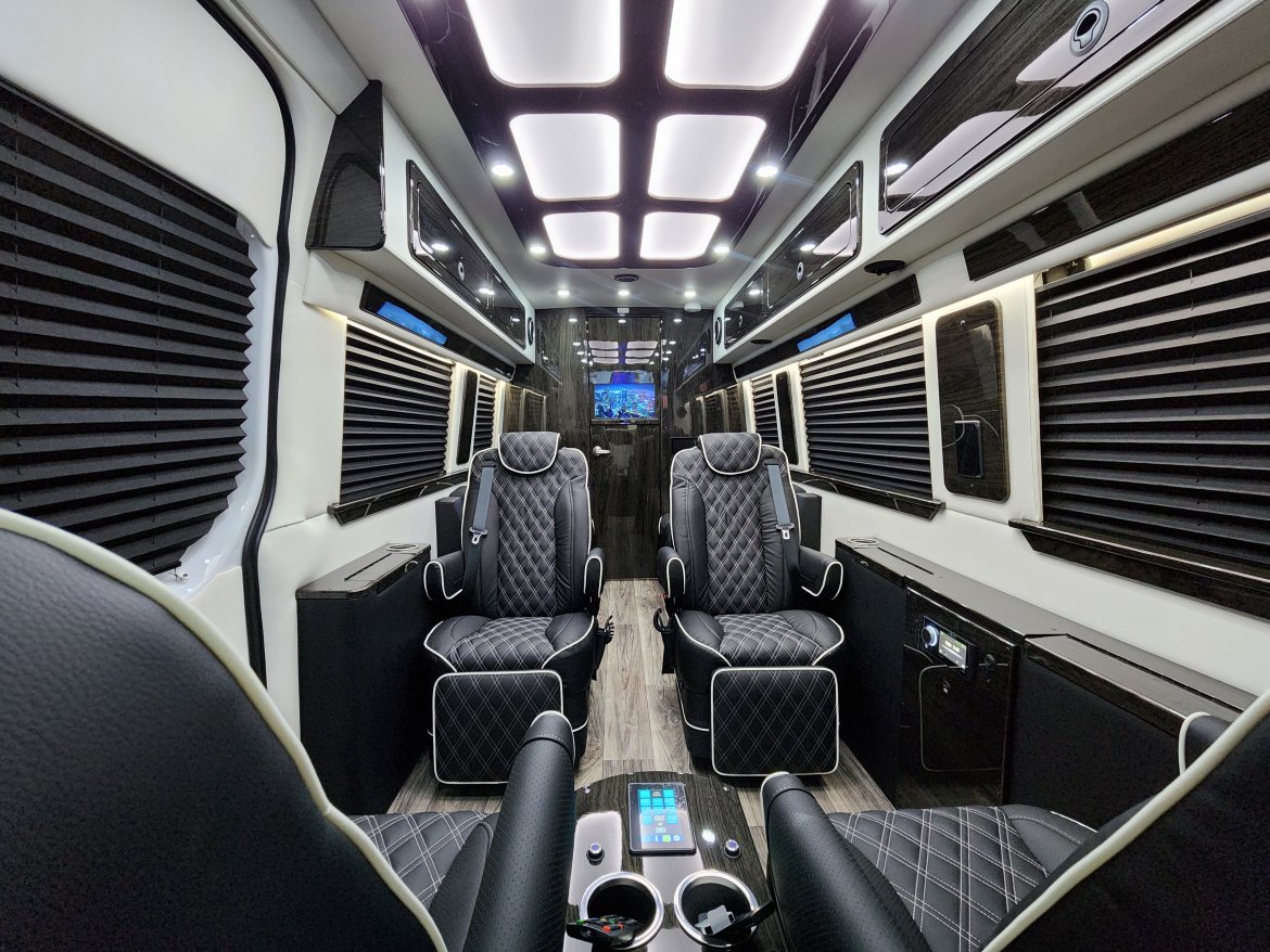 Sprinter for Sale in Houston, TX - Photo 32
