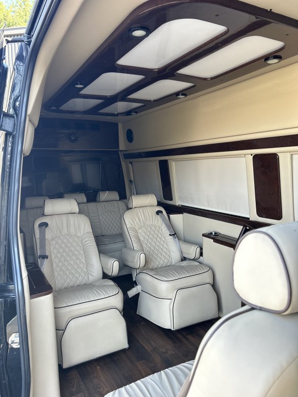2015 Mercedes-Benz Sprinter 2500 Sprinter for Sale in Chesterfield, MO - Main Photo