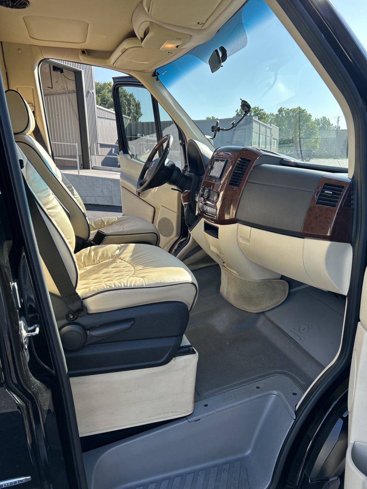 Sprinter for Sale in Chesterfield, MO - Photo 37