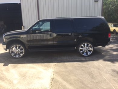 2005 Ford Excursion SUV Limo