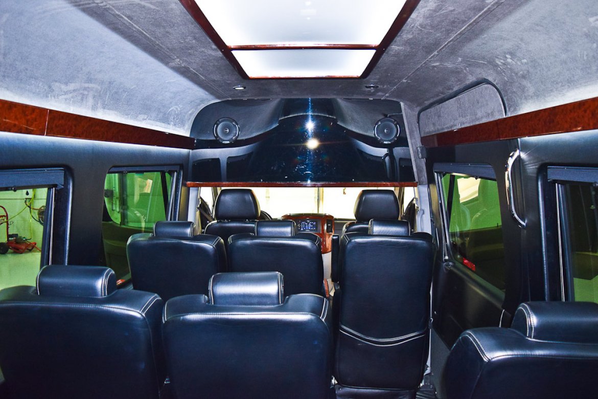 Executive Shuttle for Sale in Stewartville, MN - Photo 13