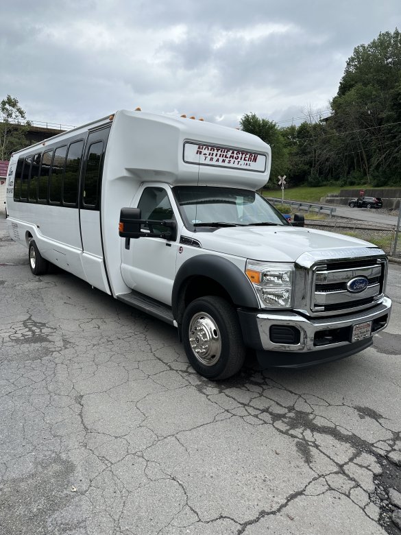 2011 Ford F-550 Limo Bus for Sale in Scranton, PA - Photo 2