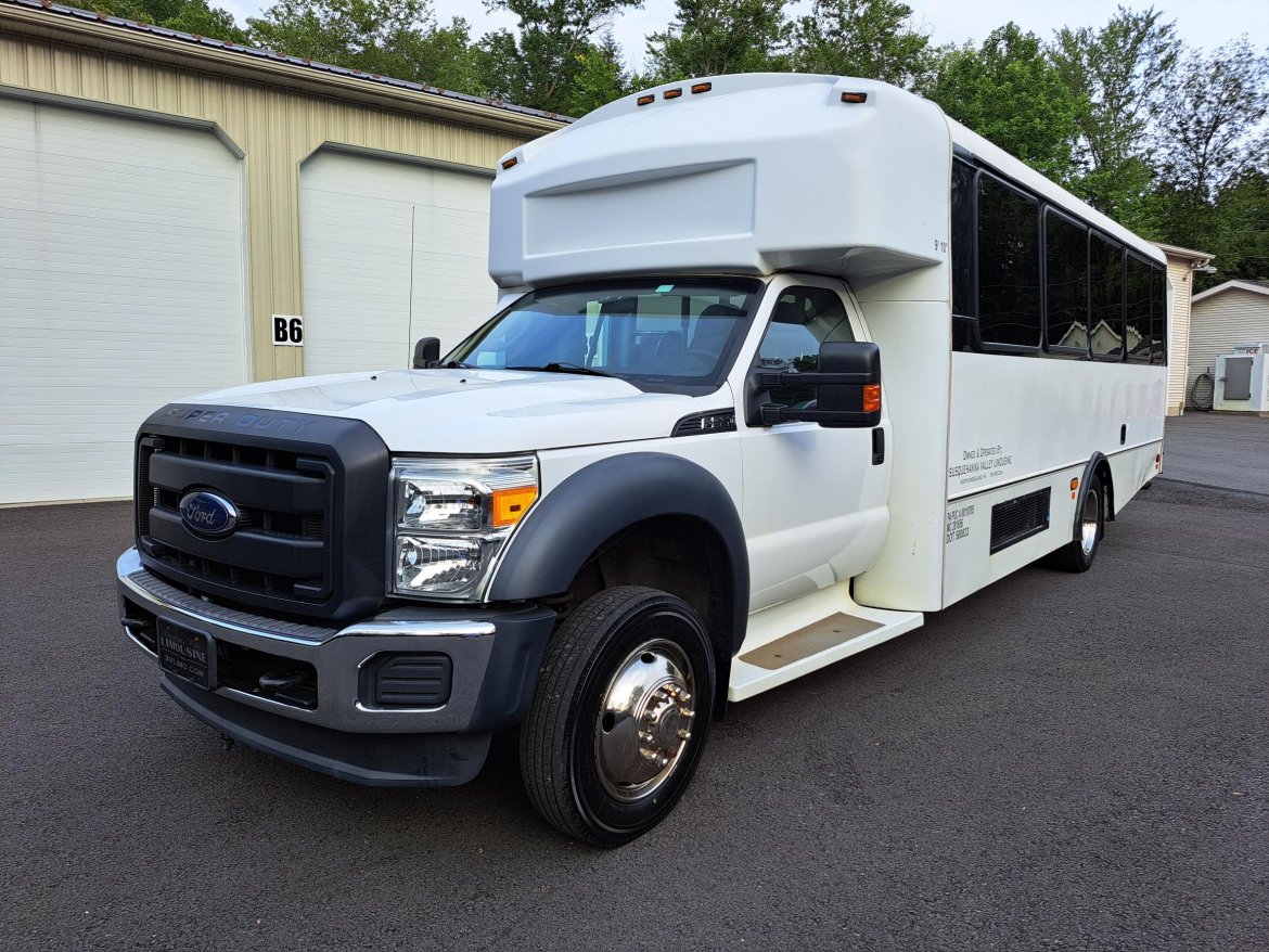 Shuttle Bus for sale: 2015 Ford F-550 366&quot; by Champion