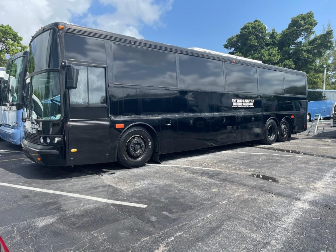 Limo Bus for sale: 1995 Van Hool T800 45&quot;