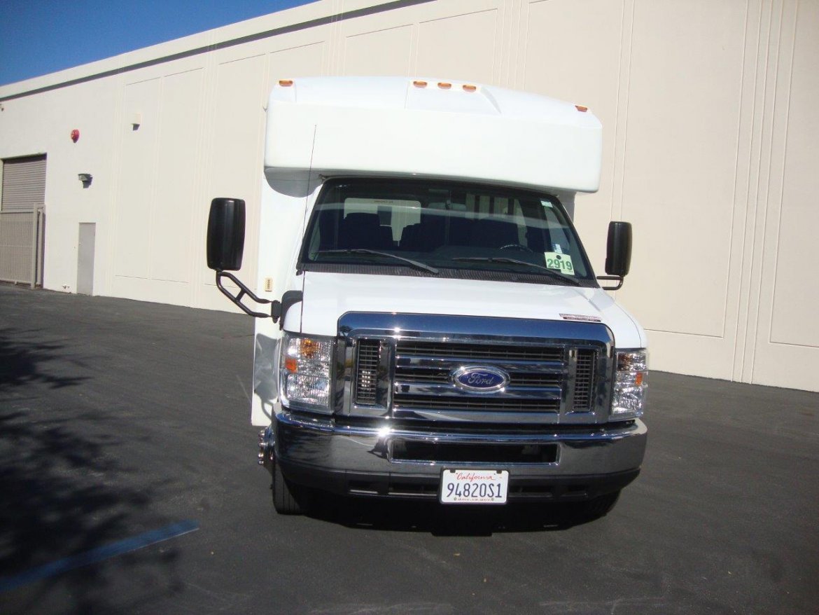 Photo of Shuttle Bus for sale: 2014 Ford E-450 by Goshen