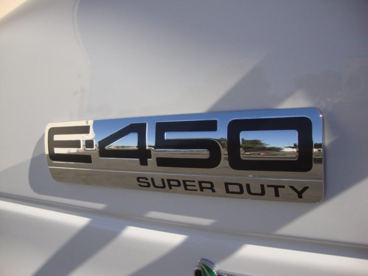 Photo of Shuttle Bus for sale: 2014 Ford E-450 by Goshen