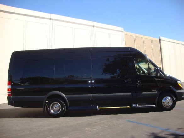 2016 Mercedes-Benz 3500 Sprinter for Sale in Carson, CA - Photo 3