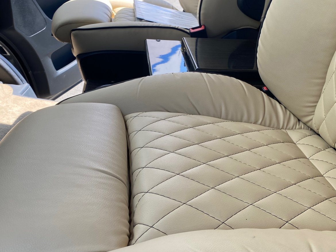 CEO SUV Mobile Office for Sale in Ontario, CA - Photo 9