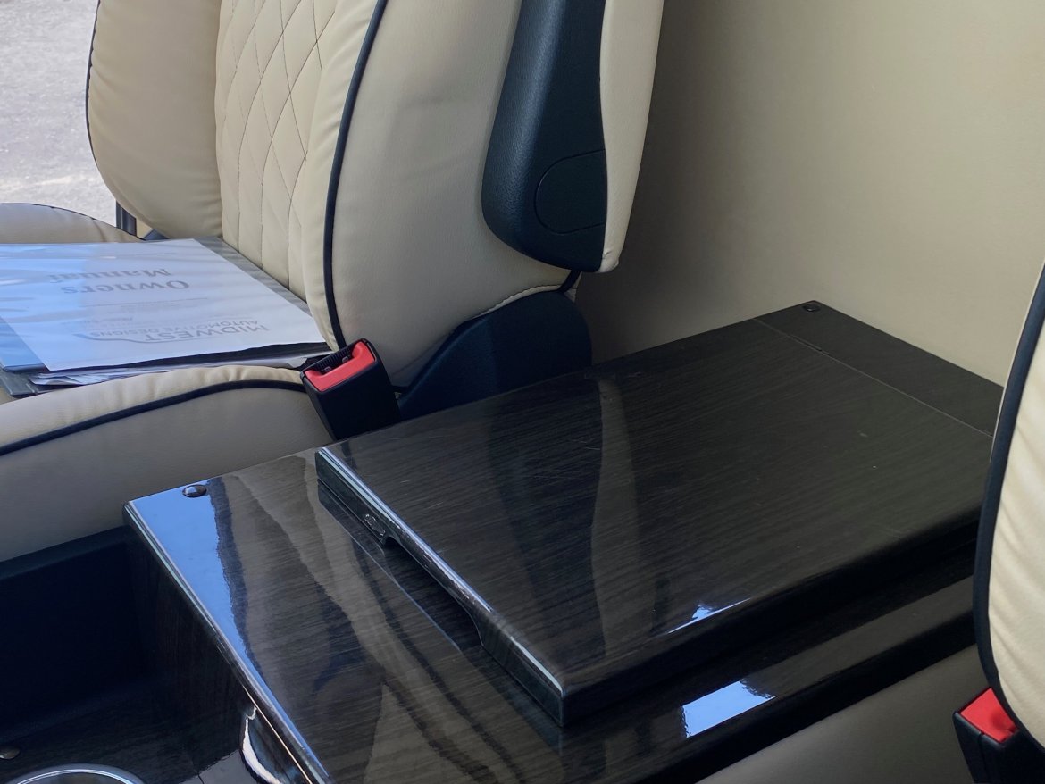 CEO SUV Mobile Office for Sale in Ontario, CA - Photo 14