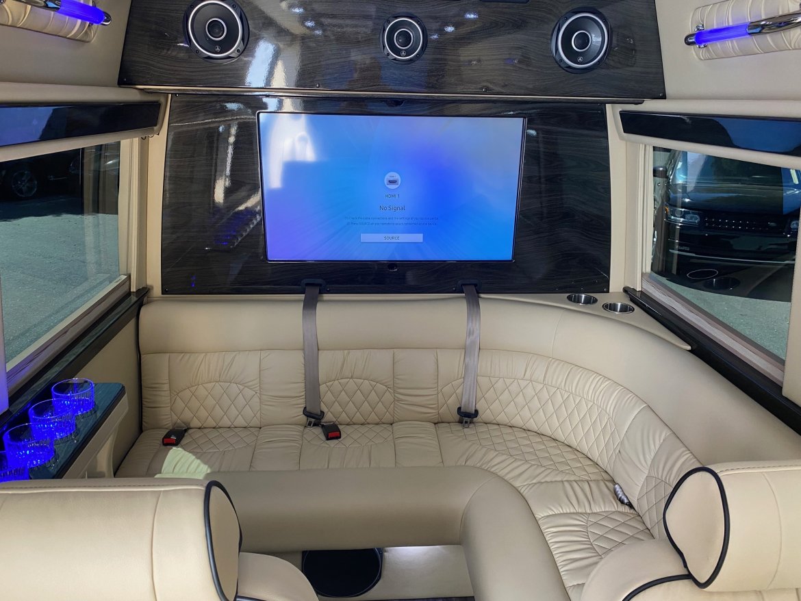 CEO SUV Mobile Office for Sale in Ontario, CA - Photo 21