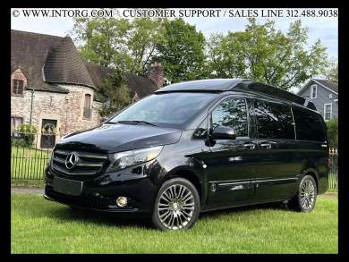 2019 Raised Roof Executive Van Mercedes-Benz Metris Limousine