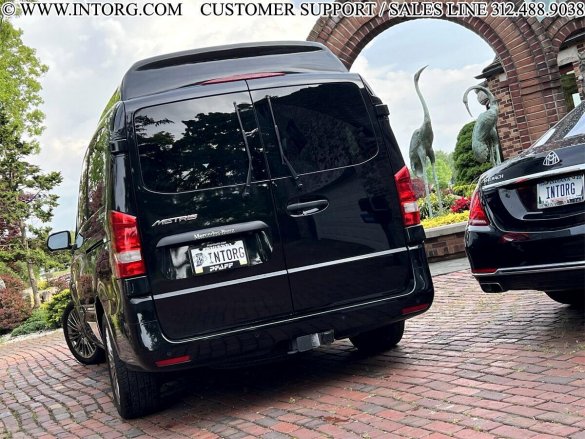 2019 Raised Roof Executive Van Mercedes-Benz Metris Limousine