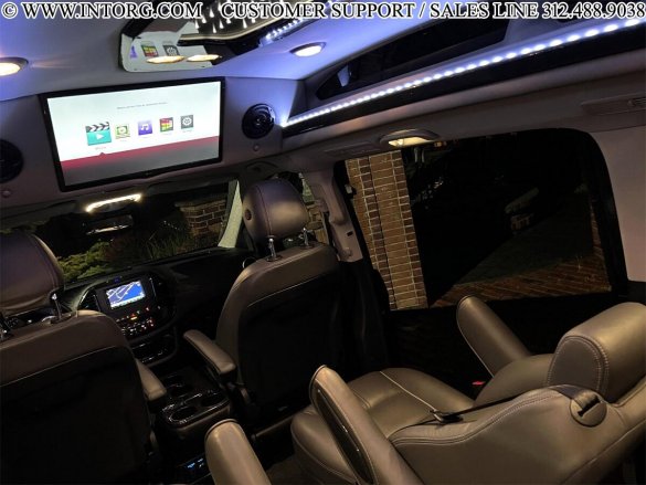 2019 Raised Roof Executive Van Mercedes-Benz Metris Limousine