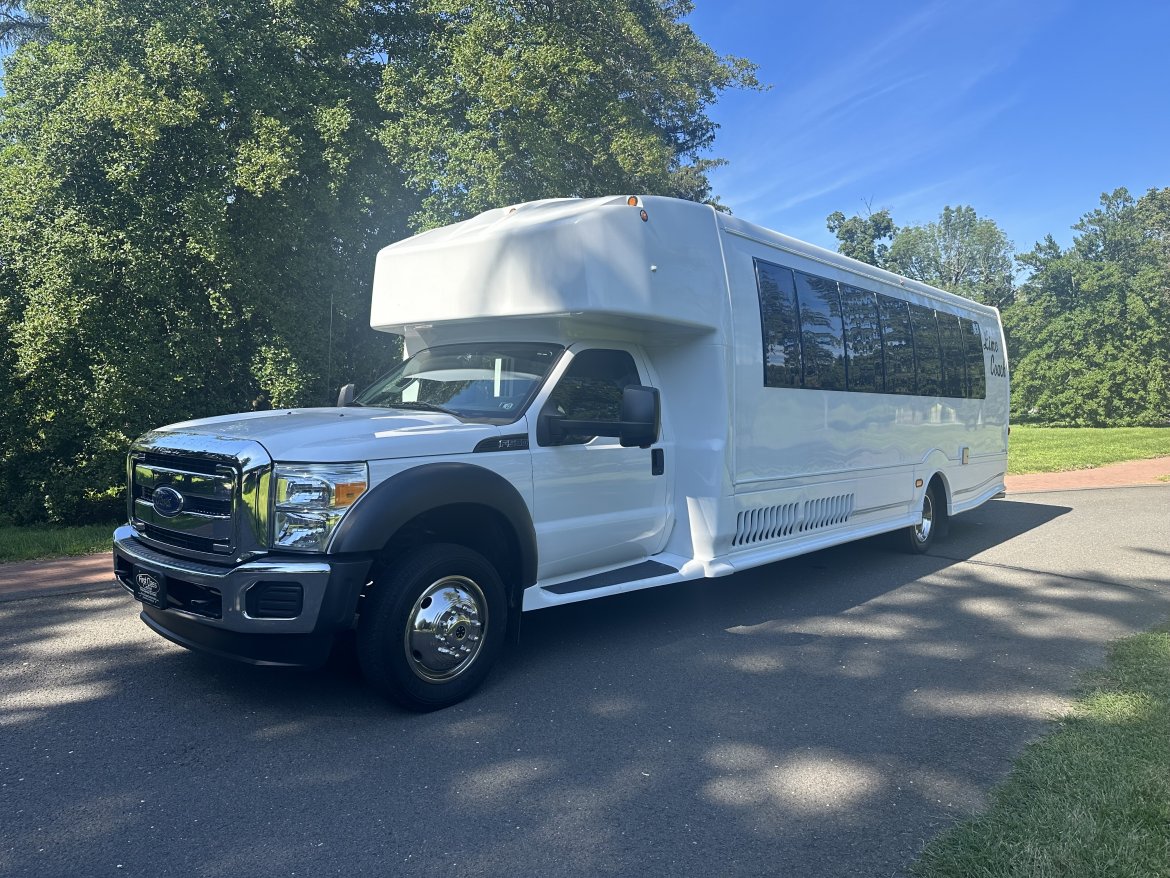 Limo Bus for Sale in Morgaville, NJ - Photo 22