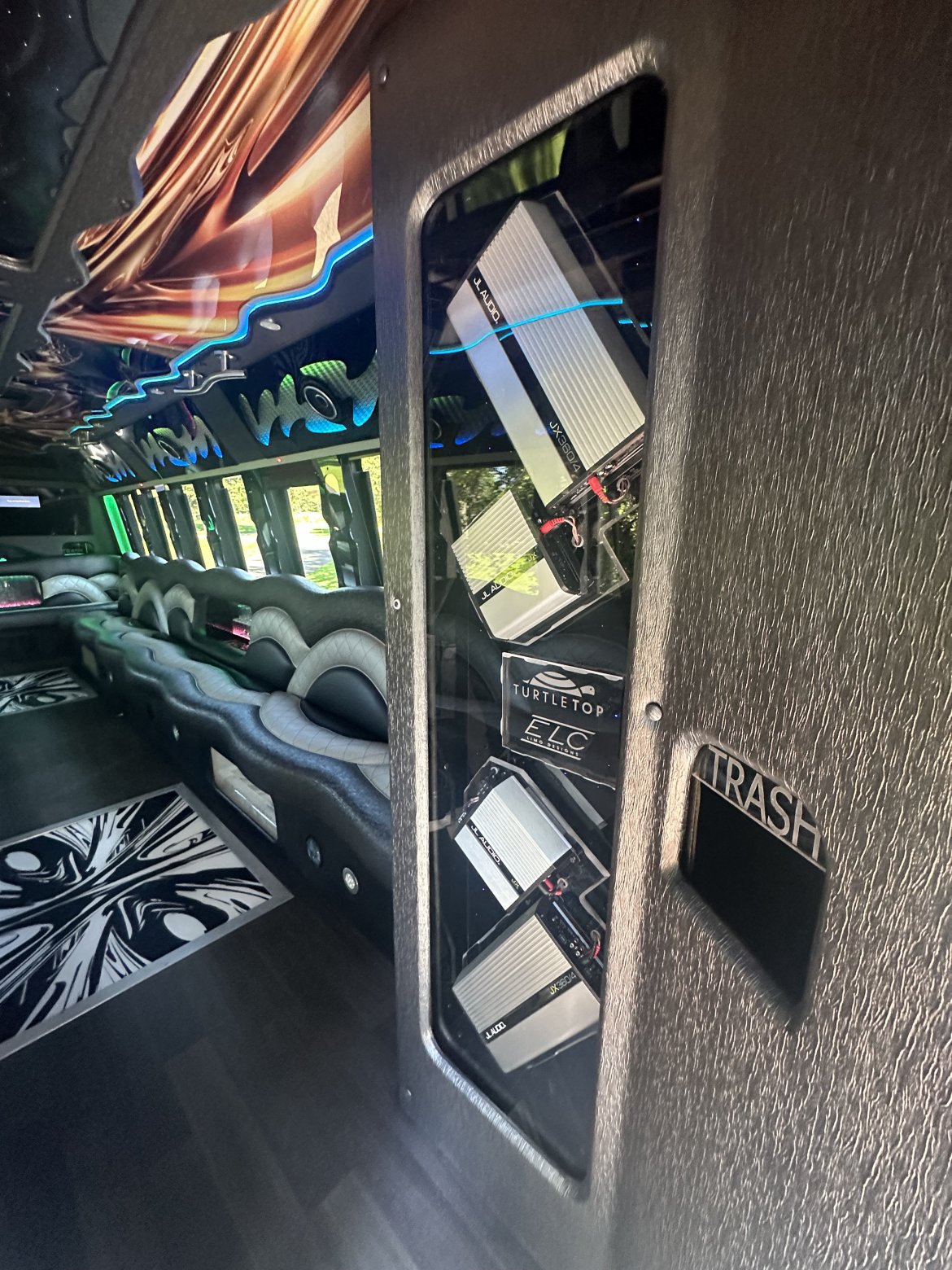 Limo Bus for Sale in Morgaville, NJ - Photo 31