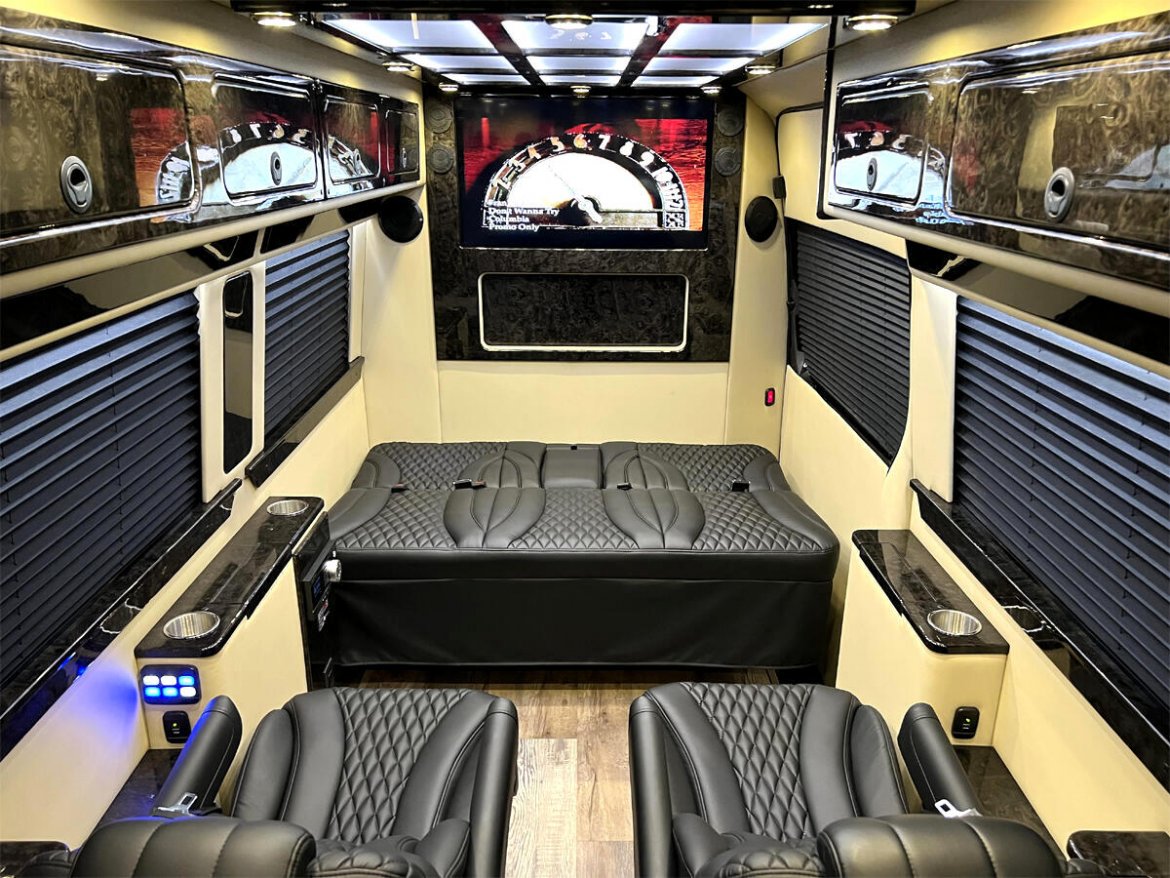 Sprinter for Sale in Elkhart, IN - Photo 5