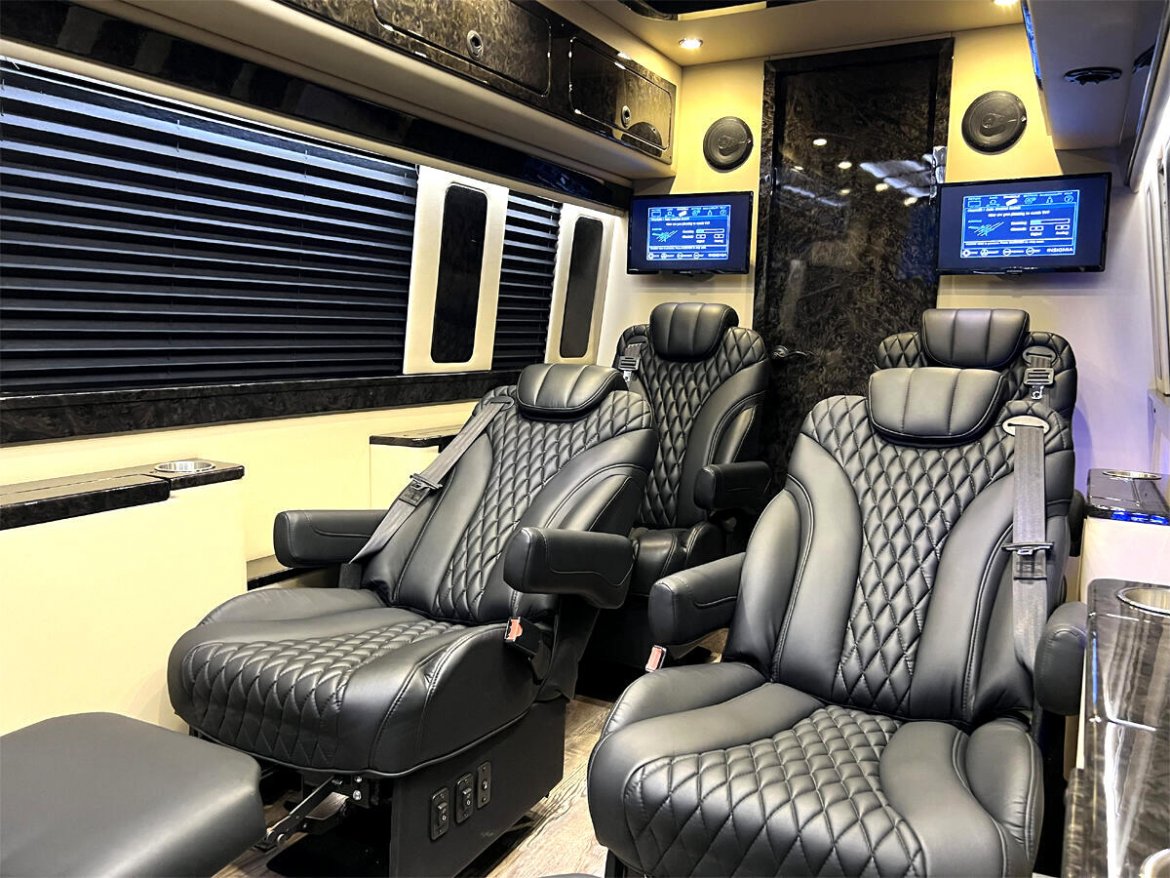 Sprinter for Sale in Elkhart, IN - Photo 6