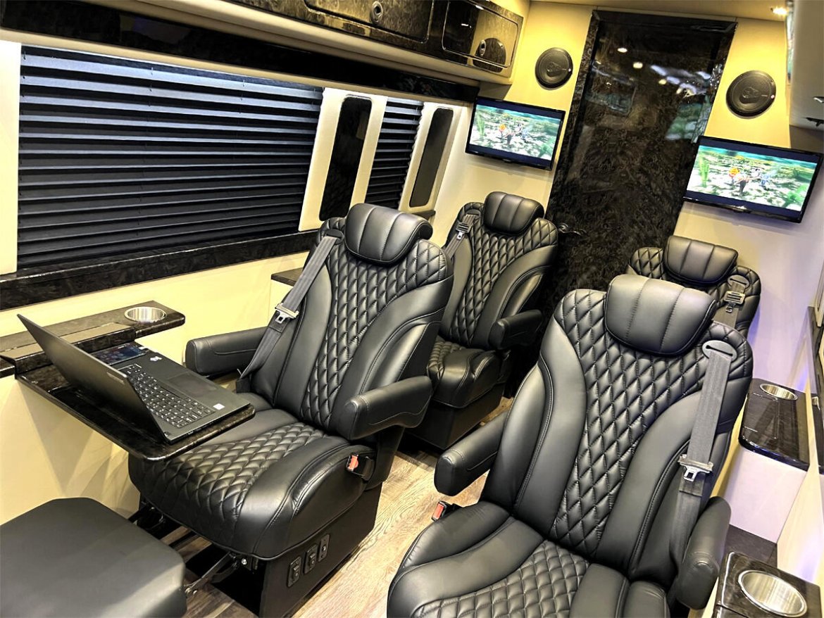 Sprinter for Sale in Elkhart, IN - Photo 12
