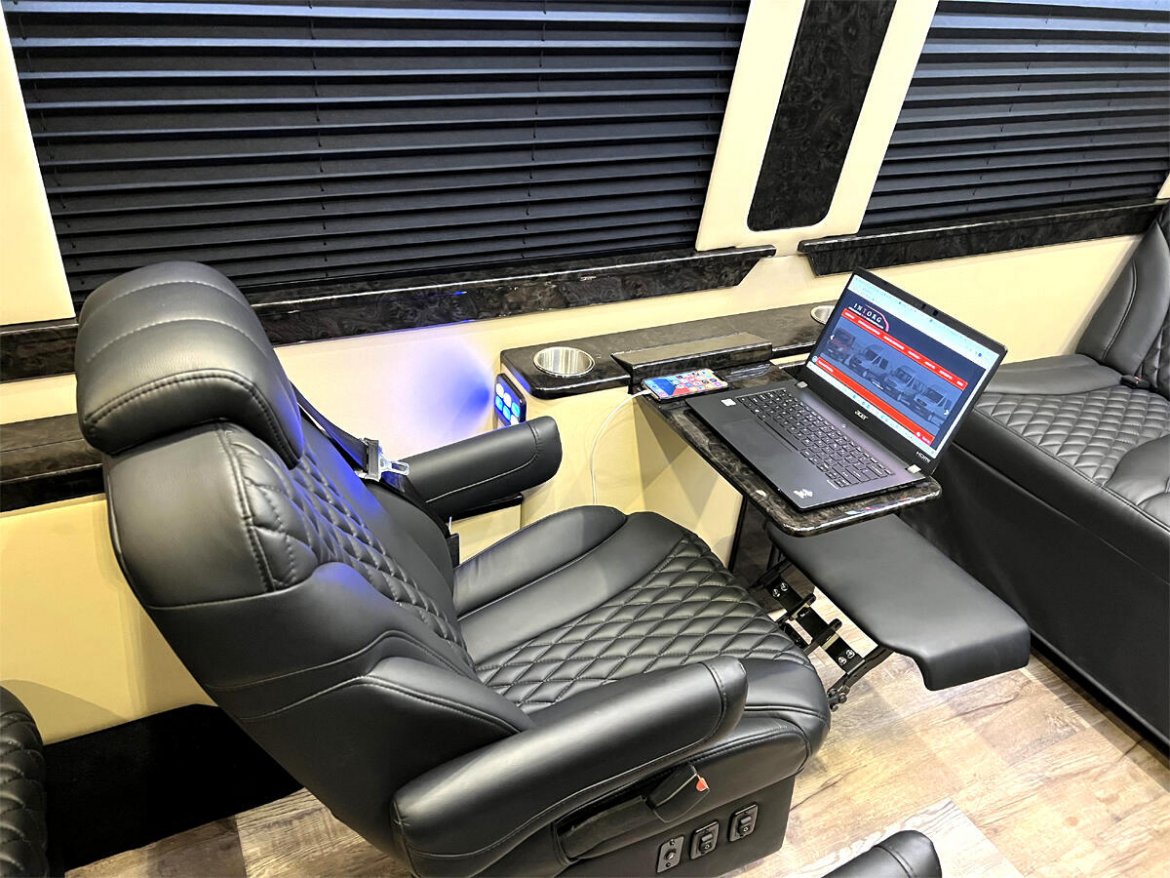 Sprinter for Sale in Elkhart, IN - Photo 13