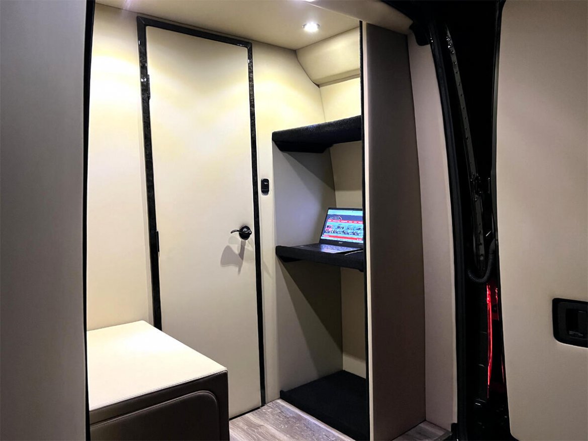 Sprinter for Sale in Elkhart, IN - Photo 31