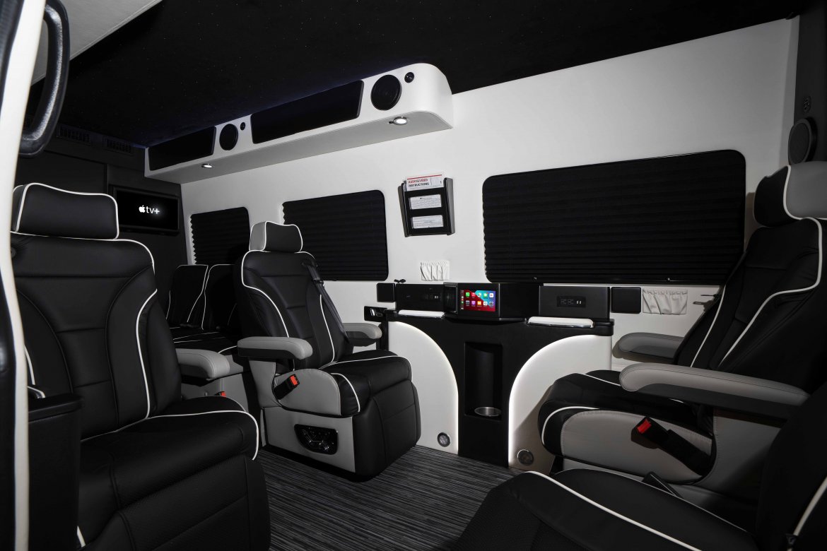 Sprinter for Sale in San Antonio, TX - Photo 2