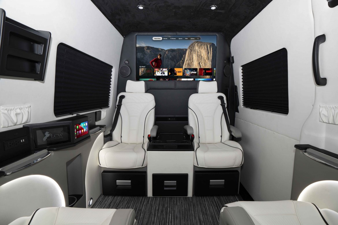 LCW Auto Supreme Sprinter #23-029 - Photo 2