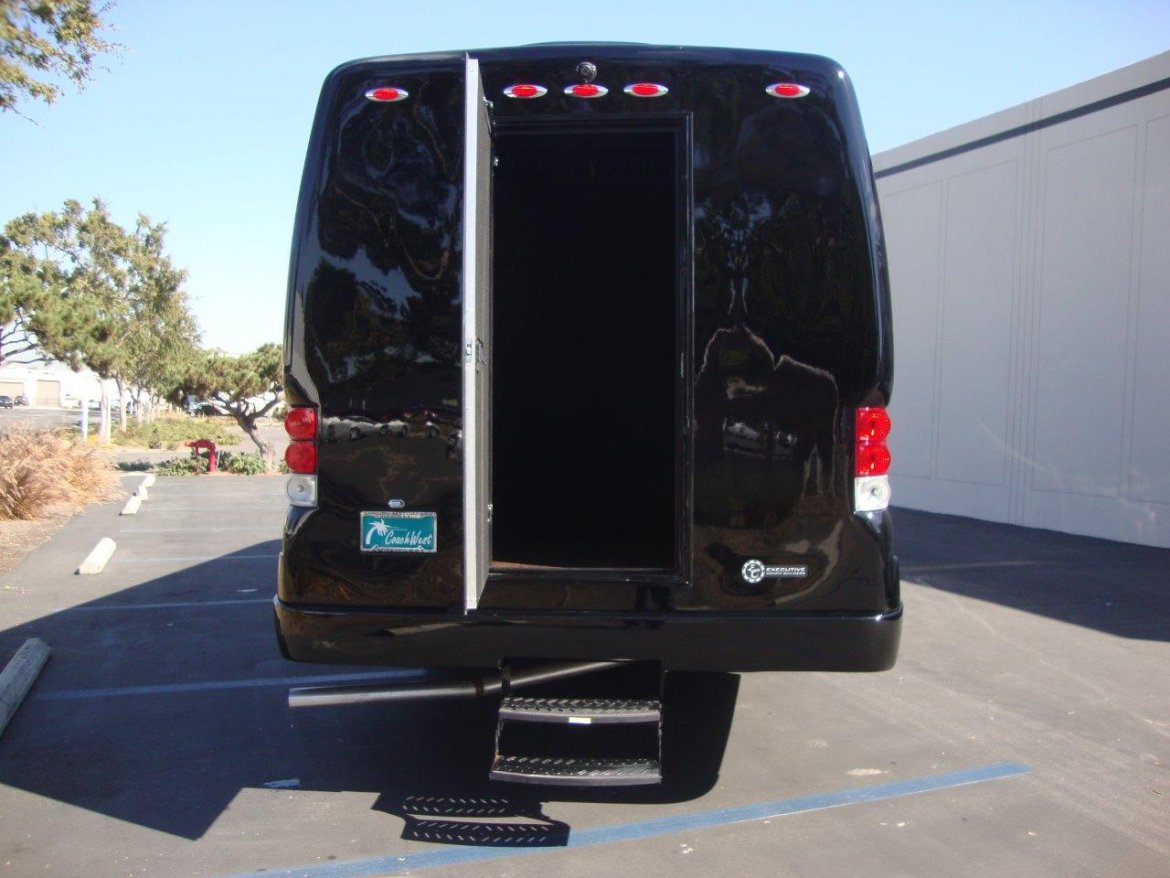 Photo of Shuttle Bus for sale: 2016 Ford F-550 by Executive Bus Builders