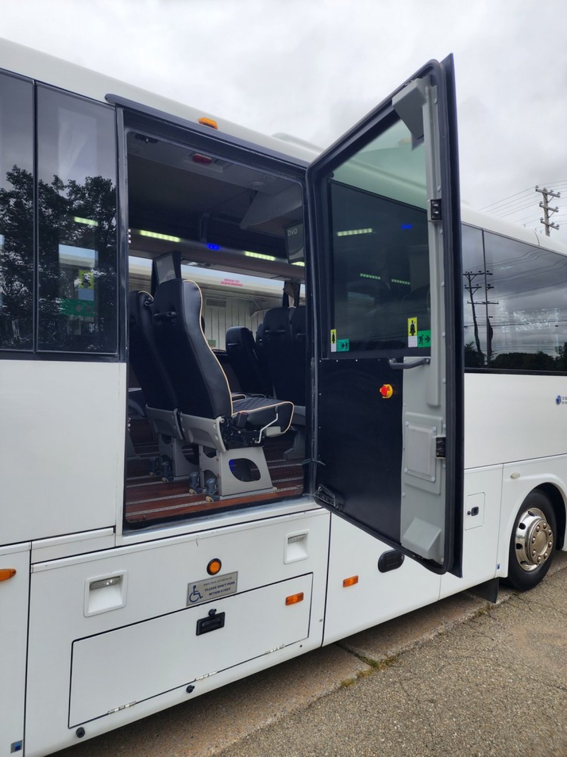 Motorcoach for Sale in Erie, PA - Photo 44