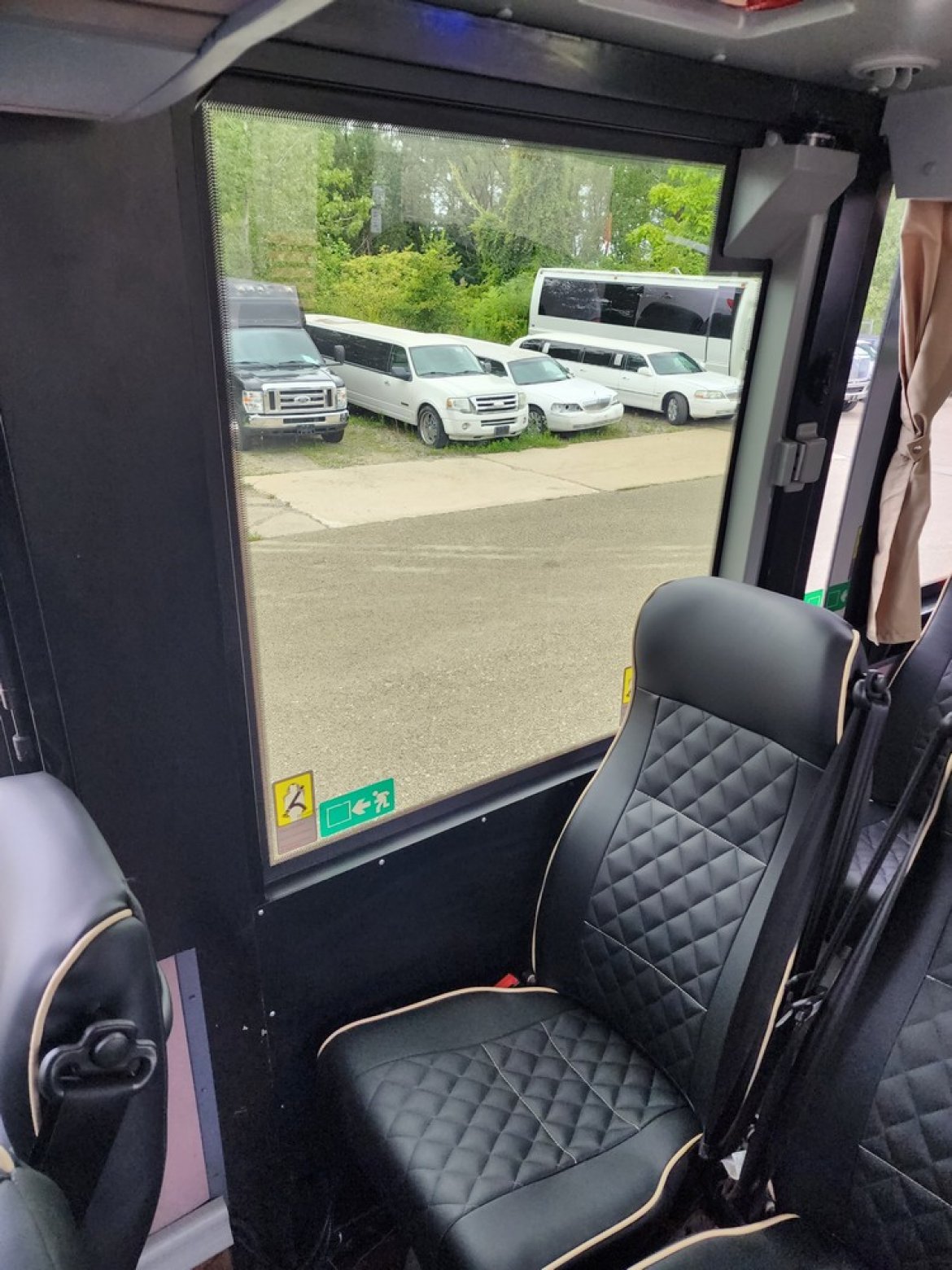 Motorcoach for Sale in Erie, PA - Photo 45