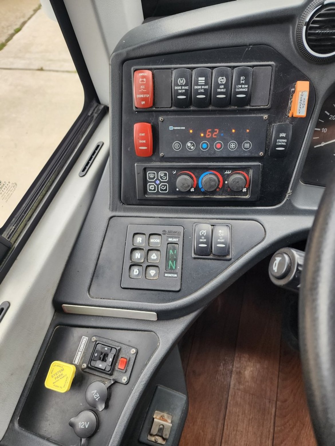 Motorcoach for Sale in Erie, PA - Photo 48