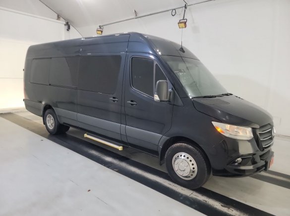 2019 Mercedes-Benz Sprinter Sprinter for Sale in Baldwin, NY - Photo 2