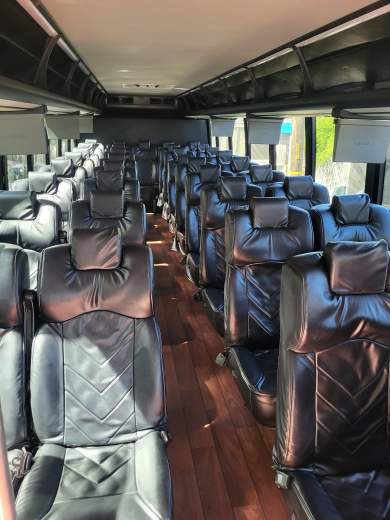 2013 Ford F-650 Super Duty XLT (Grech GM40) Shuttle Bus for Sale in San Francisco, California, US - Photo 3
